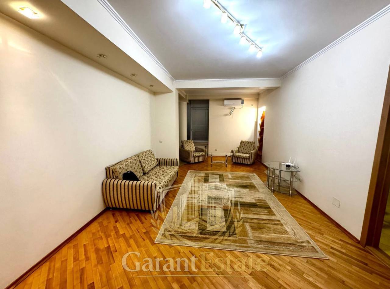 Квартира в аренду на долгий срок. Центр, ул.Колина Пушкин - 6